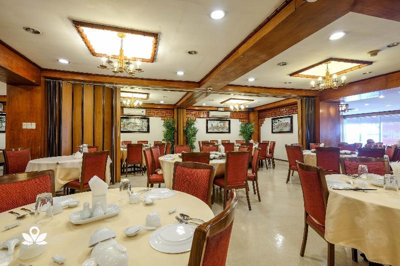 Zen Rooms Aloha Manila Bay Екстер'єр фото